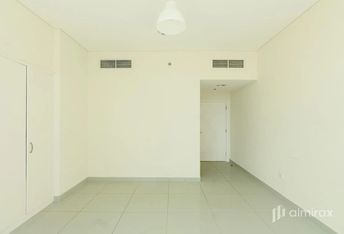 1BR w Balcony | Strategic Location | Rented