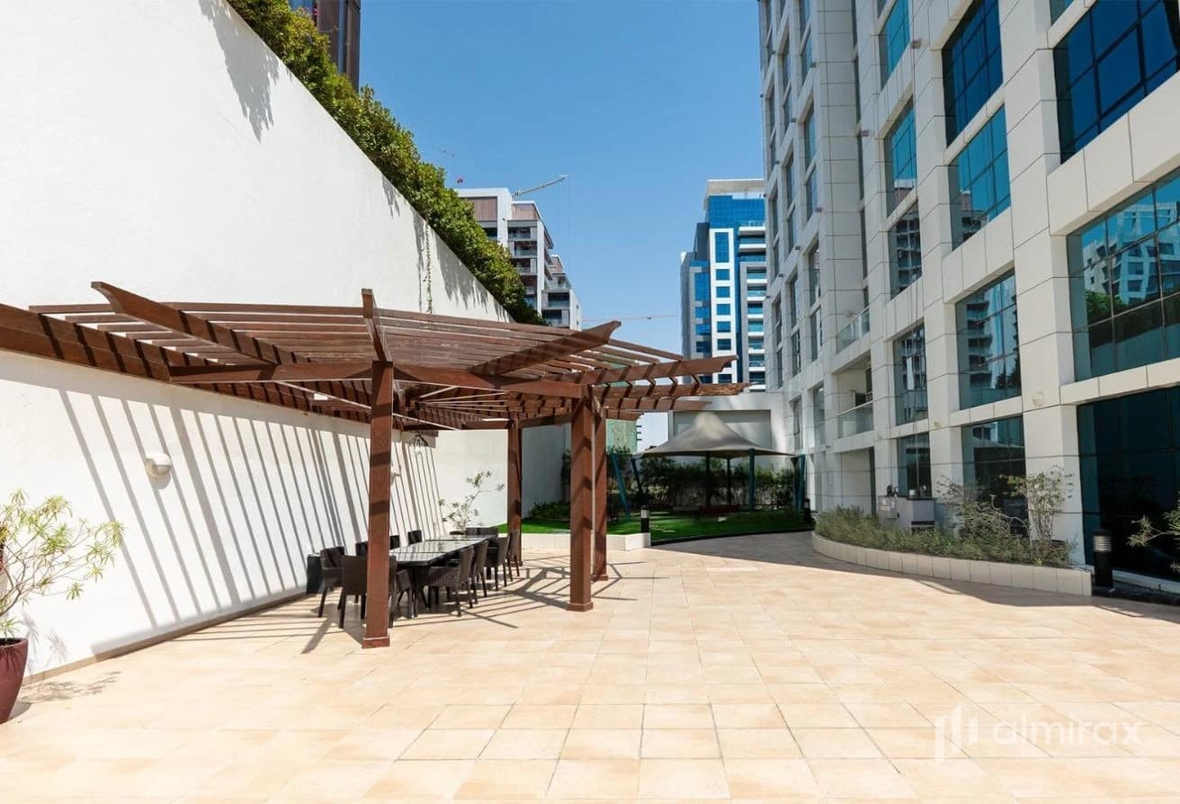 1BR w Balcony | Strategic Location | Rented