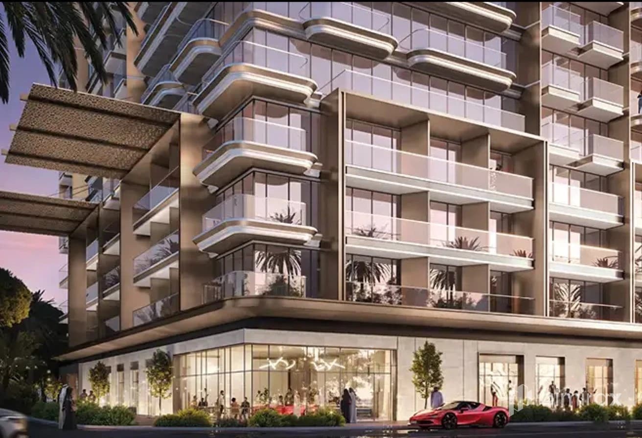 Modern Studio | Near Metro | Community View