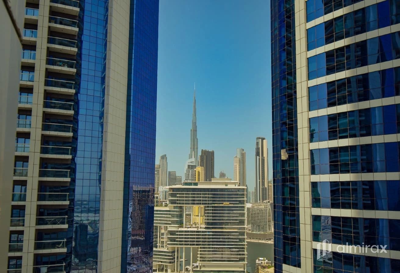 Fully Furnished 2BR| 2 cheques | Burj Khalifa View