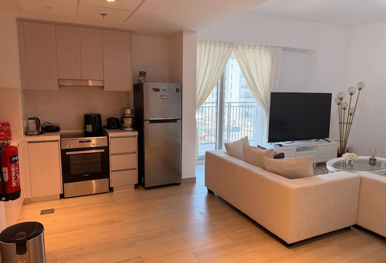 Fully Furnished | Canal View | Corner Unit