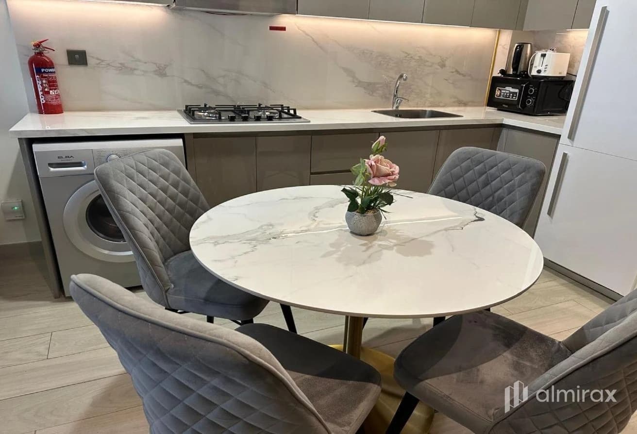 HOT DEAL! | Fully Furnished 1 BR | Airbnb