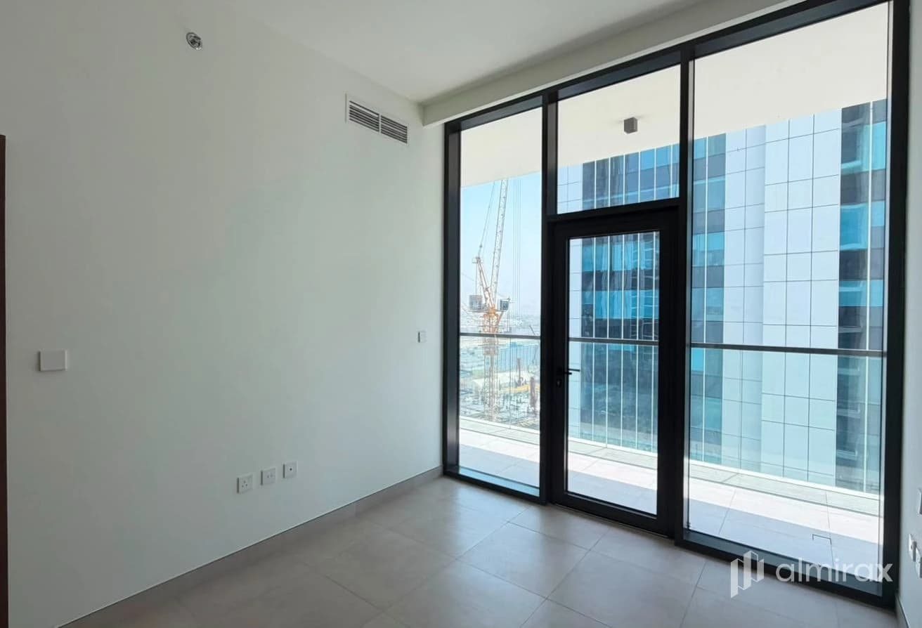 Brand New 1 BR  | Prime Location | Ready