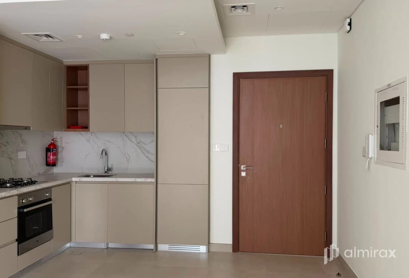 Brand New 1 BR  | Prime Location | Ready