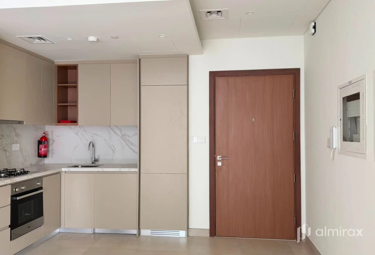 Brand New 1 BR  | Prime Location | Ready
