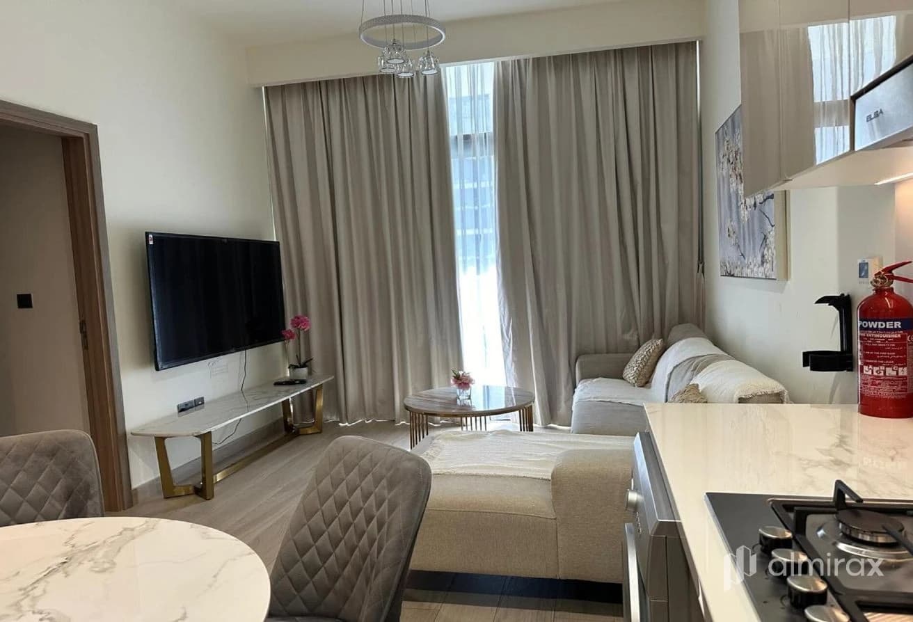 HOT DEAL! | Fully Furnished 1 BR | Airbnb