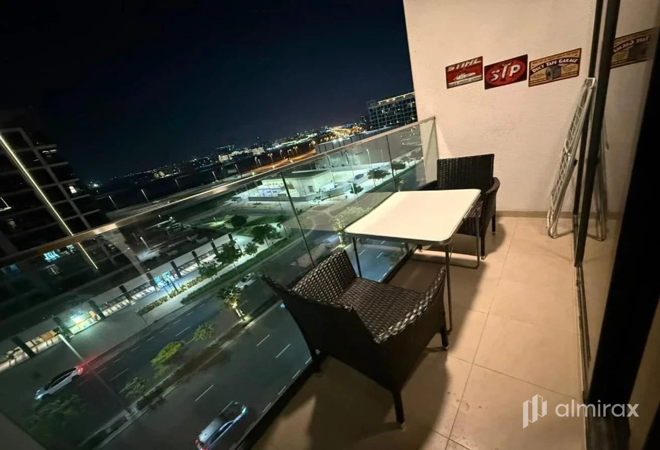 Hot Deal! | 2 cheques | Furnished Studio