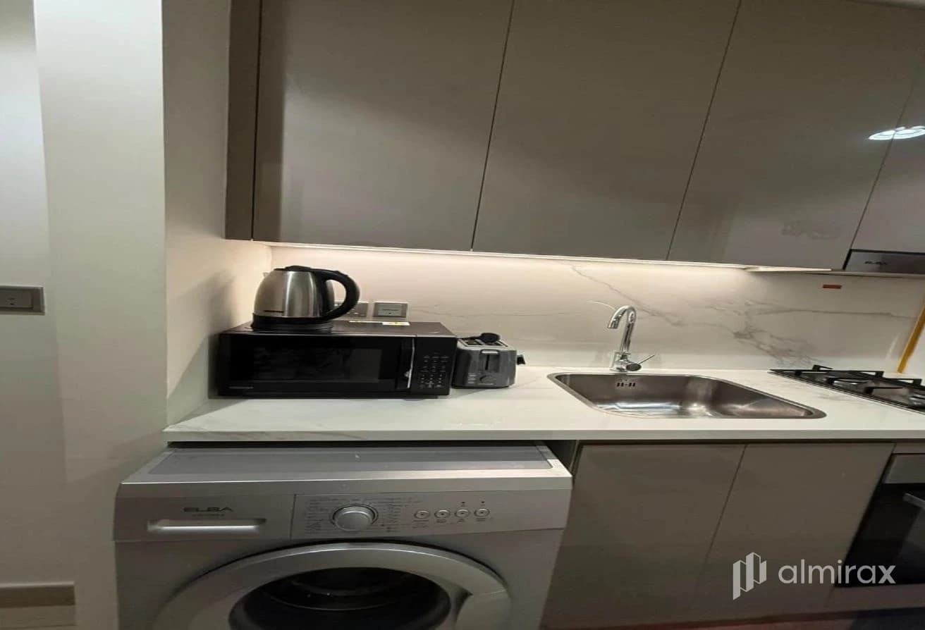 Hot Deal! | 2 cheques | Furnished Studio