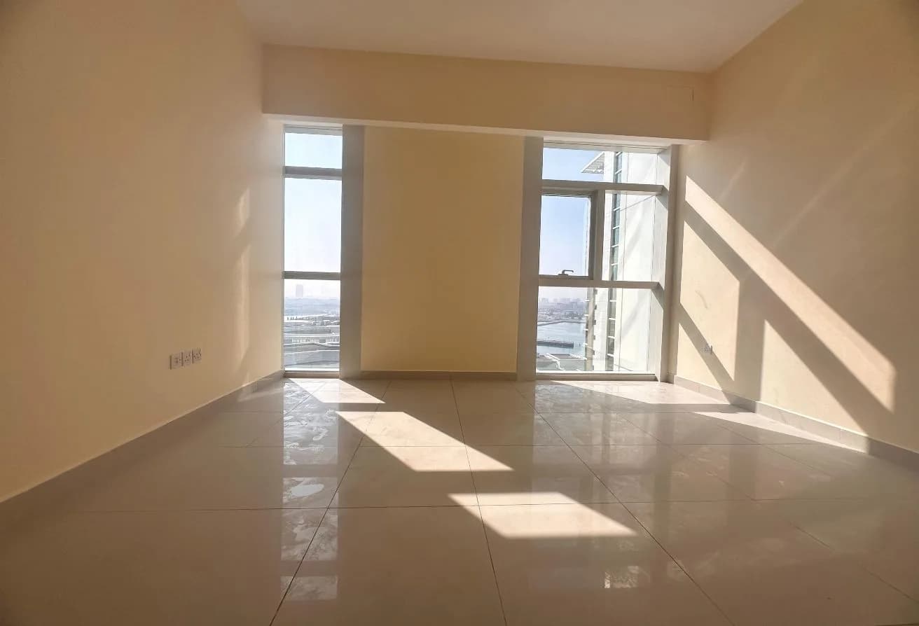 High Floor | Ready to Move In | Prime Location
