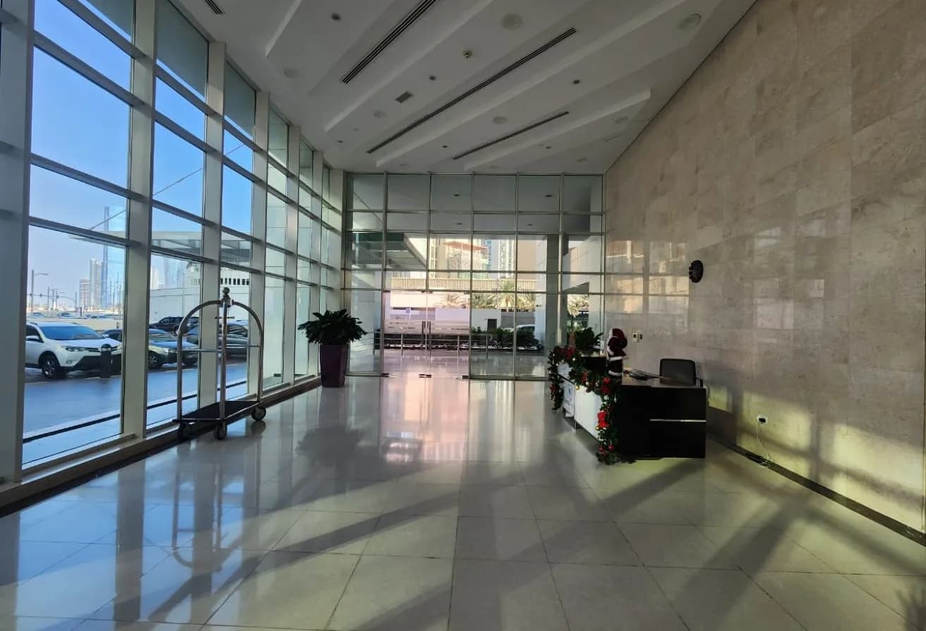 High Floor | Ready to Move In | Prime Location