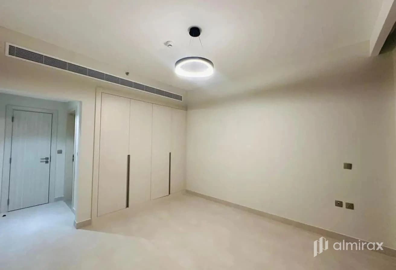 Prime Deal | Semi Furnished | Free Wifi