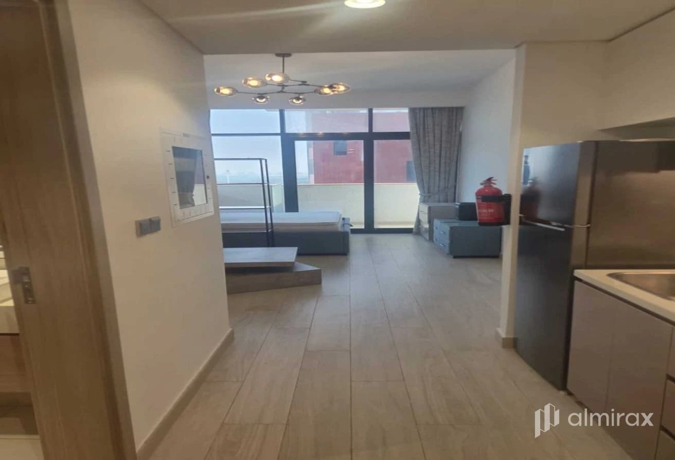 Hot Deal! | 3 -4 Cheques | Semi Furnished