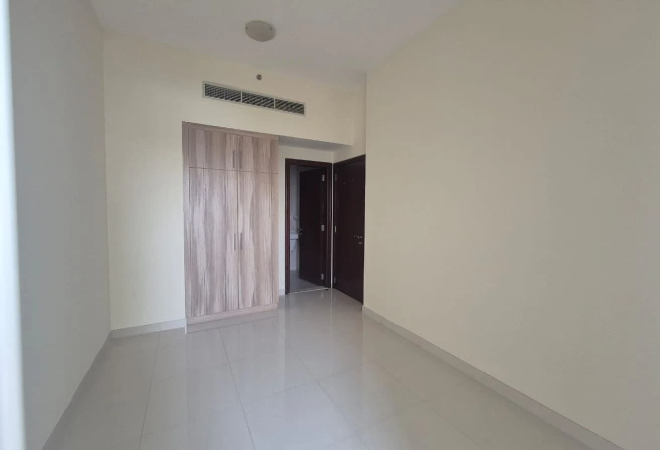 Hot Deal! | Strategic Location| High Floor| Rented