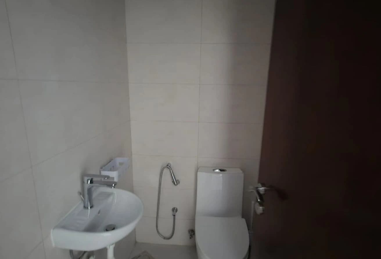 Hot Deal! | Strategic Location| High Floor| Rented