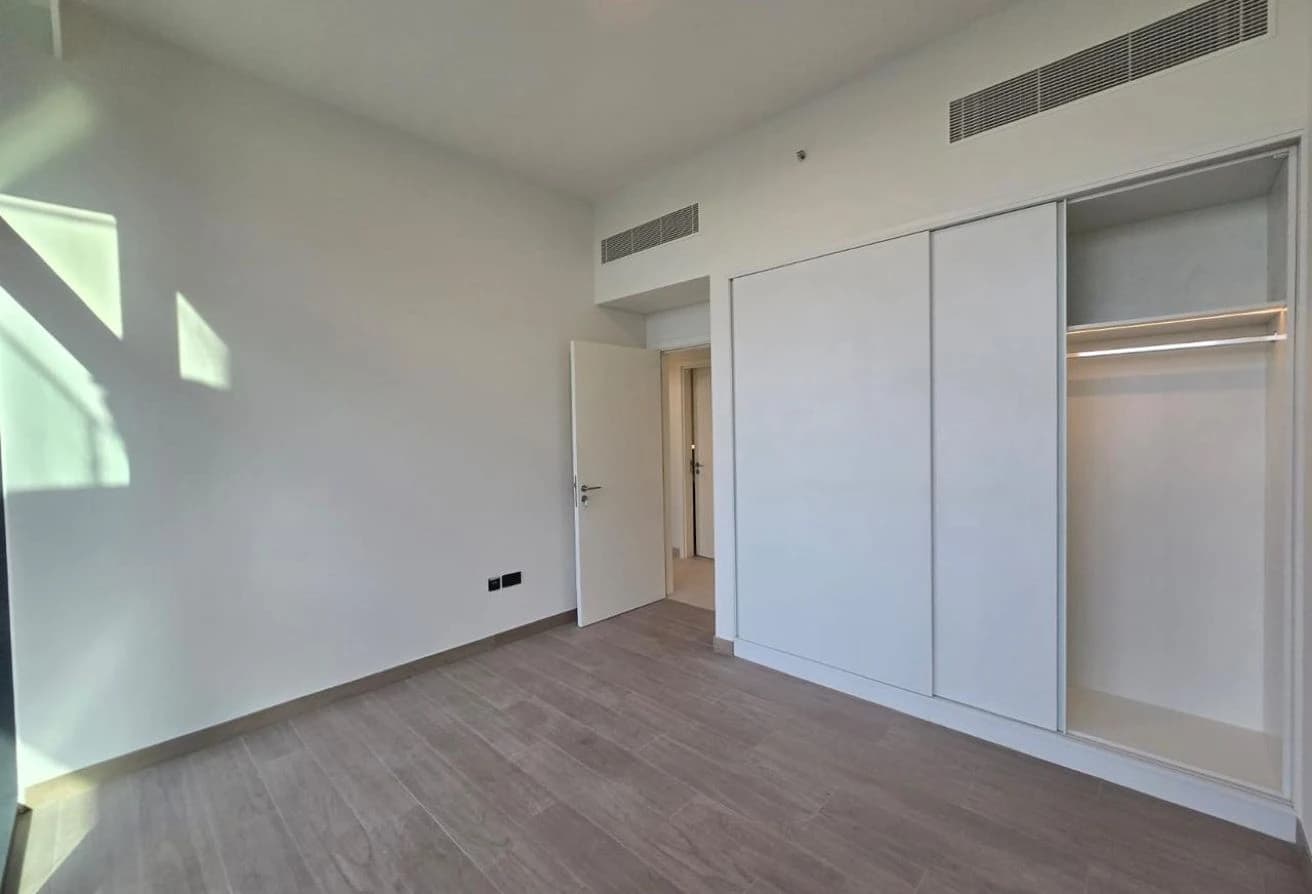Great Deal! | 2 cheques | Spacious 2BHK