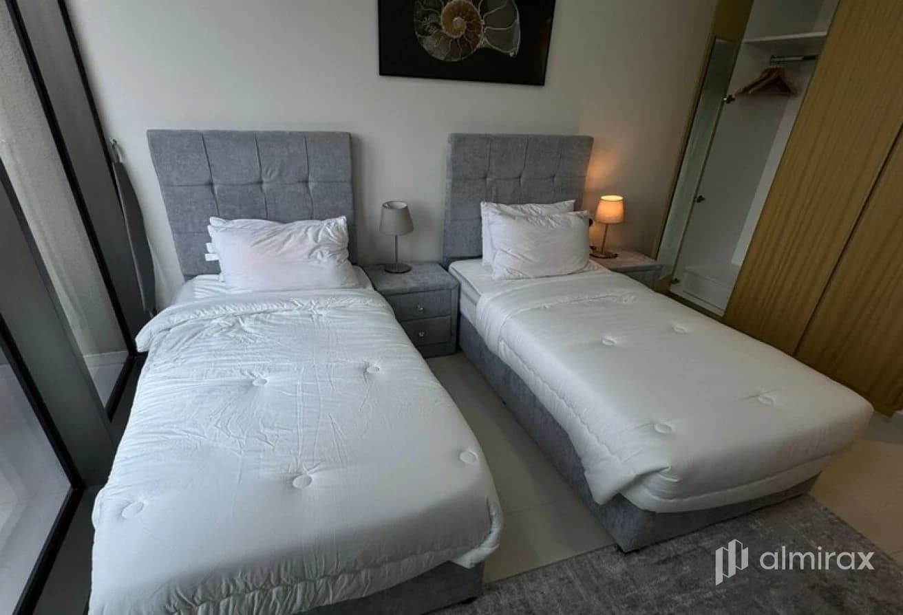 Fully Furnished | Prime Location | High Floor