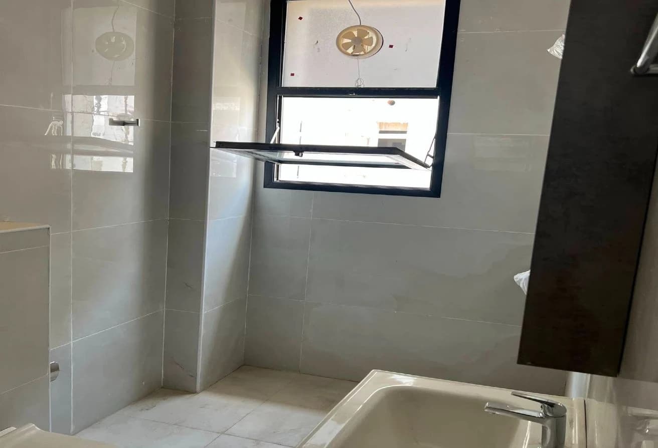 Great Deal! | Spacious 5 BR Villa | Brand New
