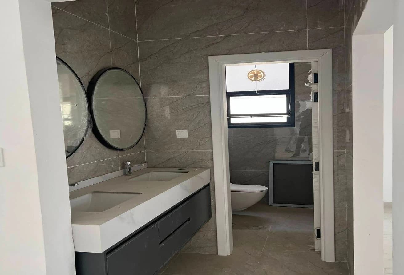 Great Deal! | Spacious 5 BR Villa | Brand New
