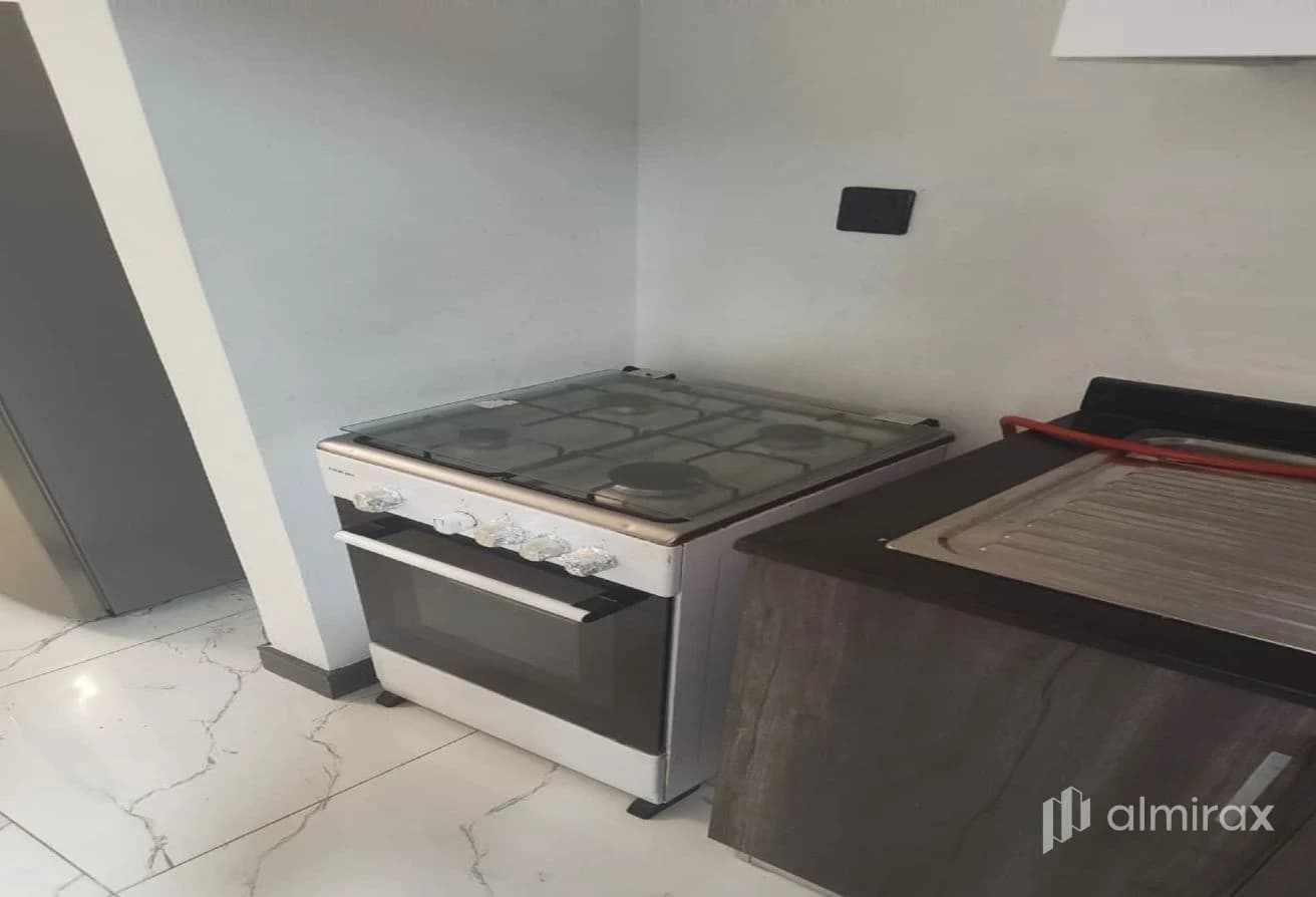 Great Deal! | 4 Cheques | Studio | Vacant